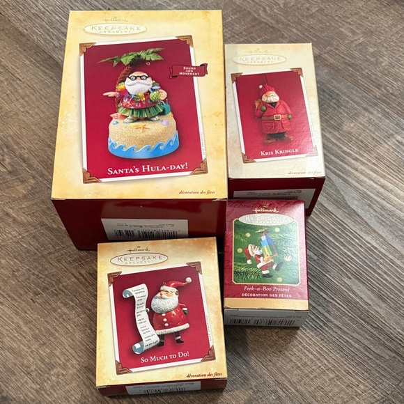 Hallmark Other - Hallmark Keepsake Santa's Ornament Set